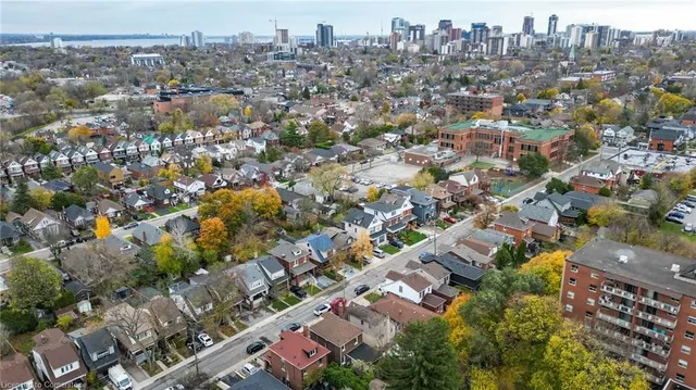 Additional image 37 of 262 Homewood Ave