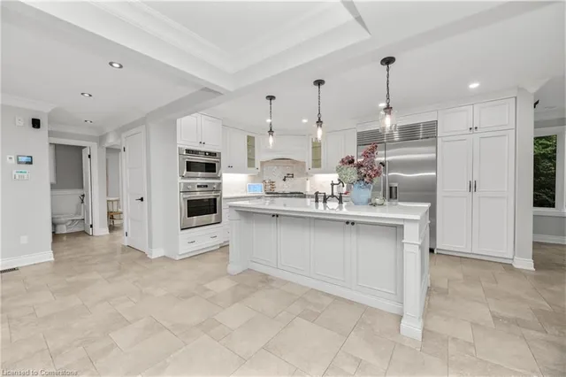 Additional image 7 of 185 Central Dr