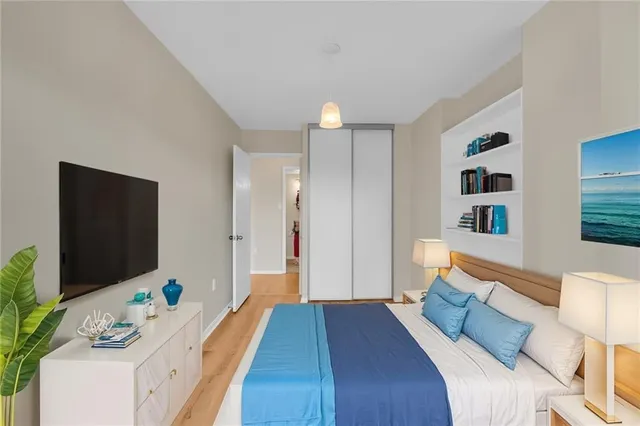 Additional image 24 of 1270 MAPLE CROSSING Blvd Unit 409