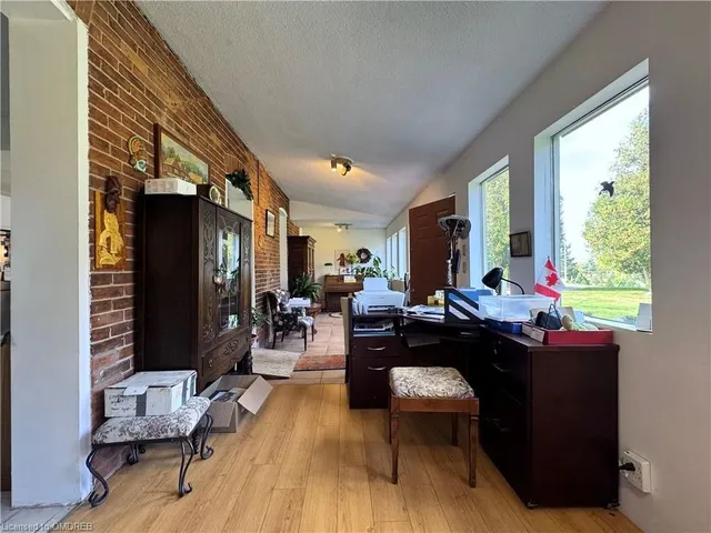 Additional image 18 of 1650 6th Con Rd W Rd