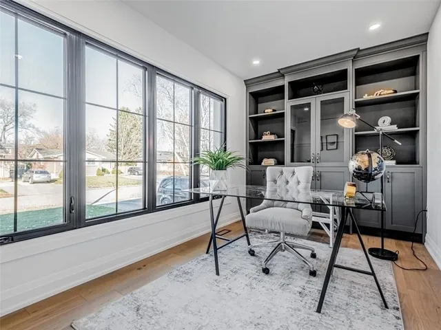 Additional image 13 of 5502 EATON Ave