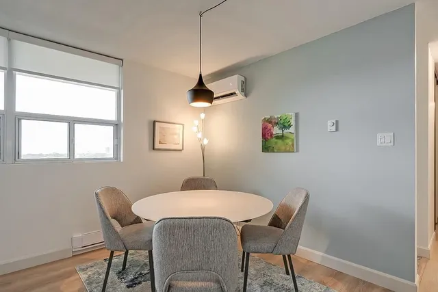 Additional image 10 of 700 DYNES Rd Unit 1003