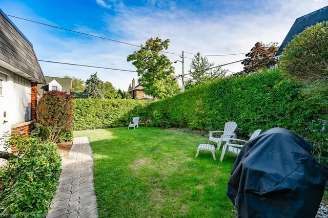 Additional image 42 of 2 Chedoke Ave