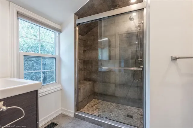 Additional image 16 of 338 Parkside Dr