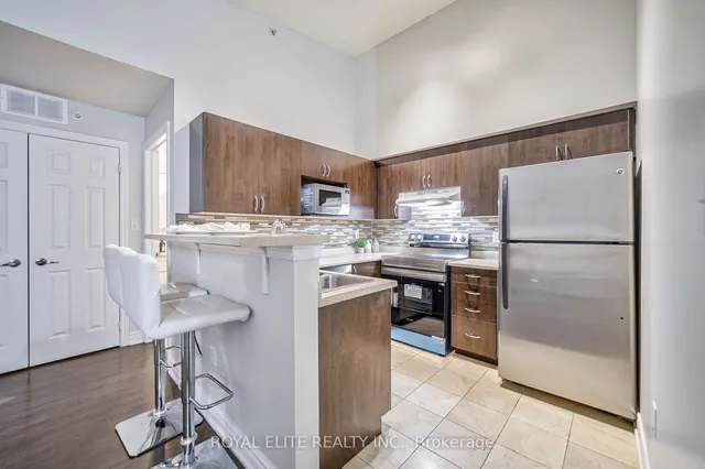 Additional image 13 of 1350 Main St Unit 406