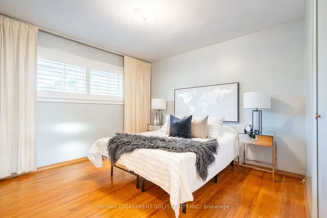 Additional image 11 of 130 KINGS FOREST Dr