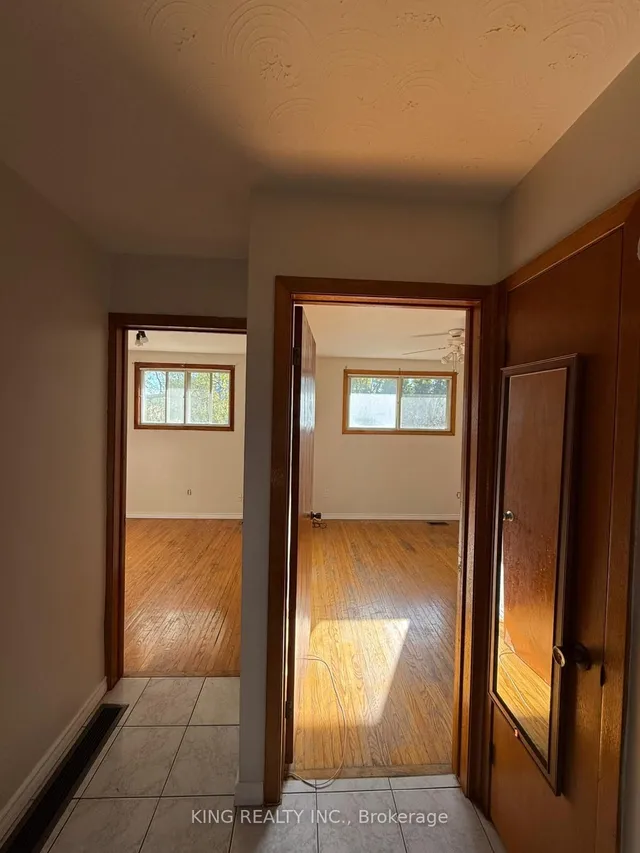 Additional image 14 of 98 FERGUSON Ave