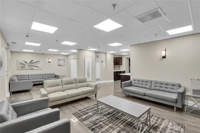 Additional image 19 of 1270 MAPLE CROSSING Blvd Unit 409