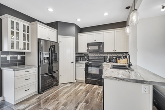 Additional image 5 of 114 Village Crescent