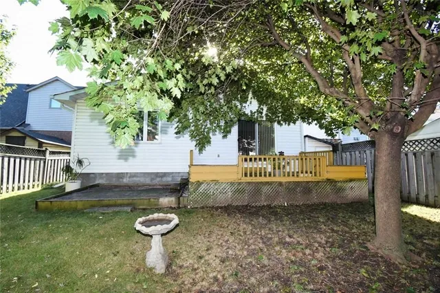 Additional image 35 of 2152 SALMA Cres