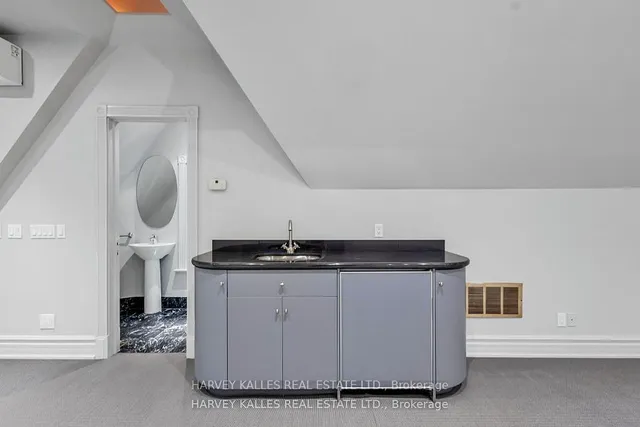 Additional image 26 of 125 Hazelton Ave