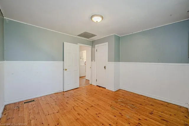 Additional image 32 of 682 Westover Rd