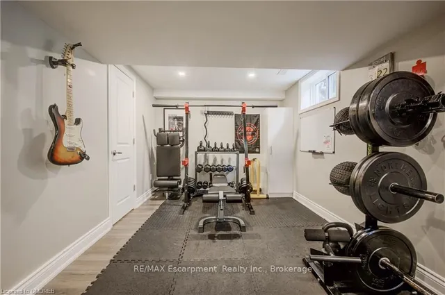 Additional image 39 of 2132 MAPLEWOOD Dr