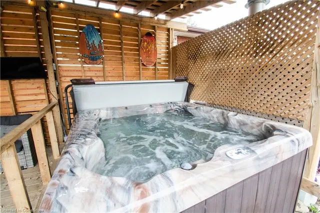 Additional image 32 of 8523 Dickenson Rd