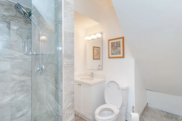 Additional image 27 of 39 Burrows Ave