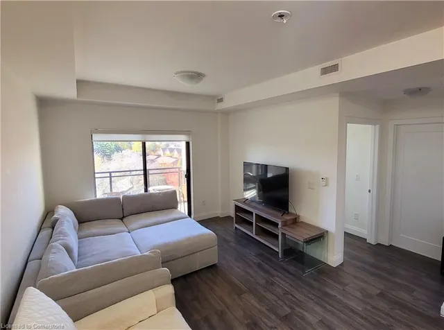 Additional image 5 of 30 Hamilton St Unit 503