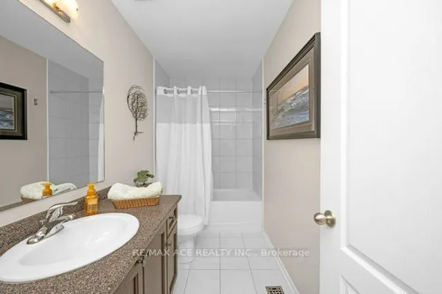 Additional image 21 of 136 Palacebeach Tr