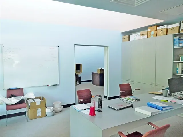 Additional image 30 of 7076 MCNIVEN Rd