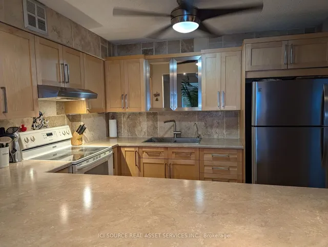 Additional image 4 of 5280 Lakeshore Rd Unit 808