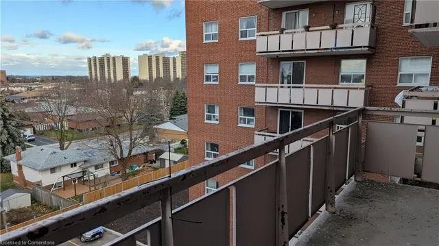 Additional image 23 of 851 Queenston Rd Unit 607