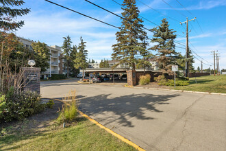 Additional image 4 of 4404 122 St NW