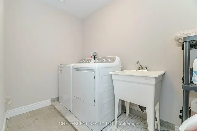 Additional image 31 of 15 Riesling Crt