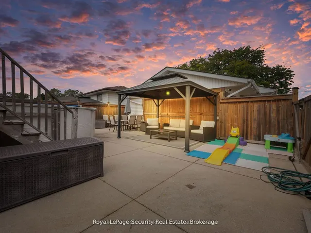 Additional image 35 of 2 Maitland Ave