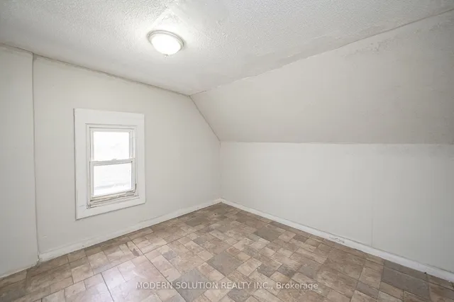 Additional image 12 of 204 Sherman Ave