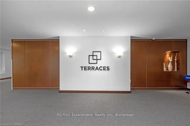 Additional image 5 of 5070 FAIRVIEW St Unit 209