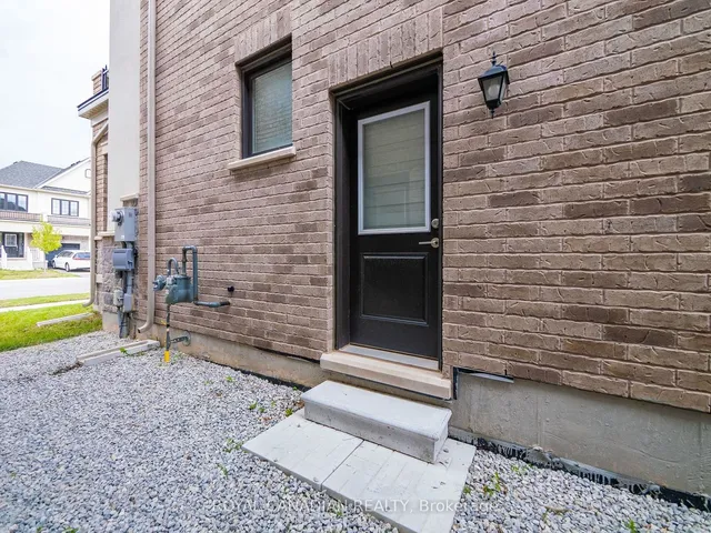 Additional image 36 of 476 Bergamot Ave