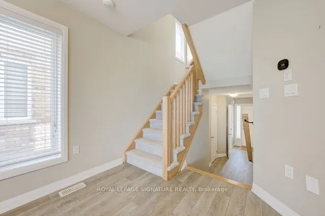 Additional image 18 of 114 Laguna Village Cres