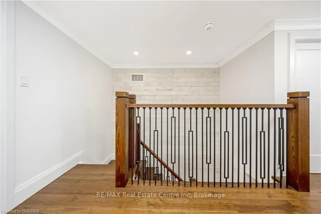 Additional image 22 of 884 HEMLOCK Dr