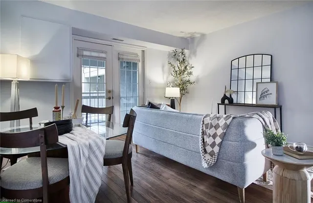 Additional image 4 of 1431 Walkers Line Unit 208