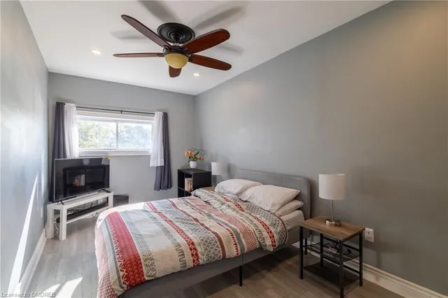 Additional image 26 of 55 Allan Ave