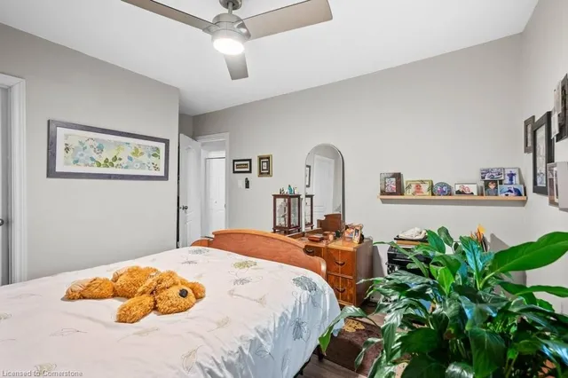 Additional image 19 of 95 Spadina Ave