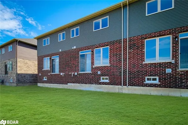 Additional image 11 of 59 Lloyd Davies Way