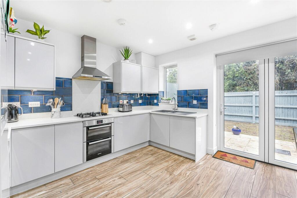 Additional image 4 of Green Close, Brookmans Park, Hertfordshire, AL9