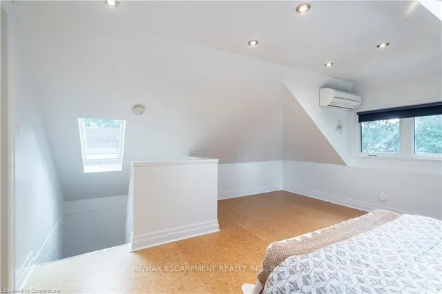 Additional image 28 of 56 Newton Ave