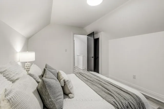 Additional image 20 of 122 Kenilworth Ave