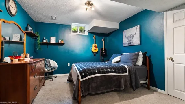 Additional image 32 of 137 Thoroughbred Blvd