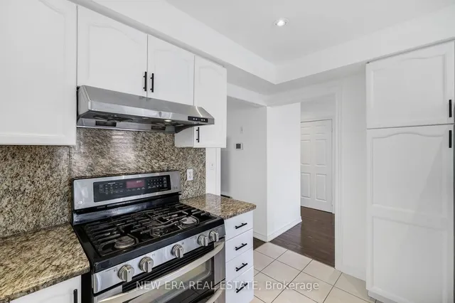 Additional image 18 of 2911 Addison St