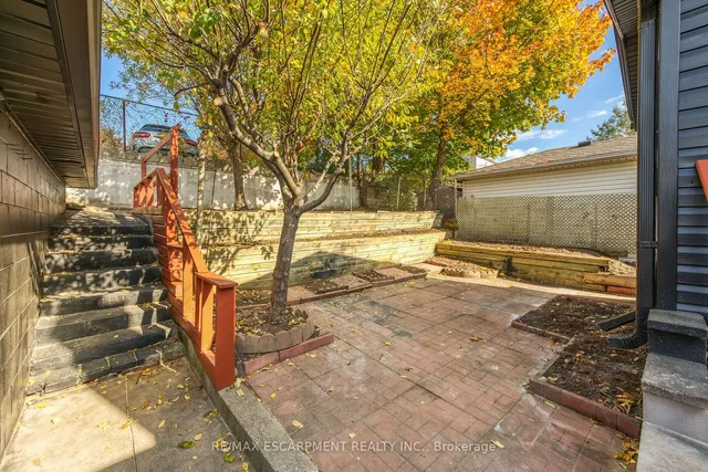 Additional image 29 of 67 Glendee Rd