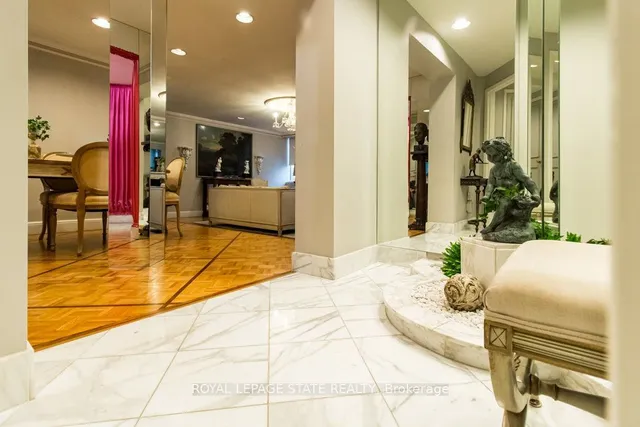 Additional image 8 of 120 Duke St Unit 1602
