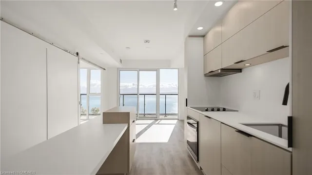 Additional image 19 of 370 Martha St Unit 905