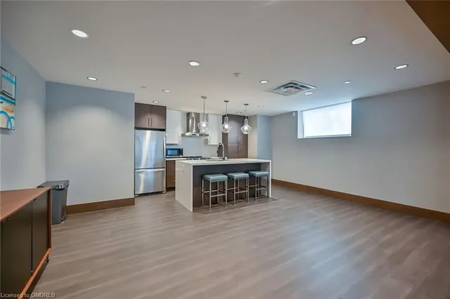 Additional image 38 of 16 Markle Cres Unit 303