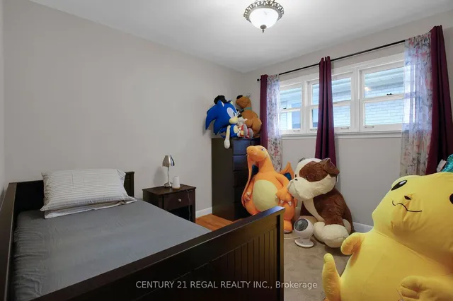 Additional image 14 of 63 Poynter Dr