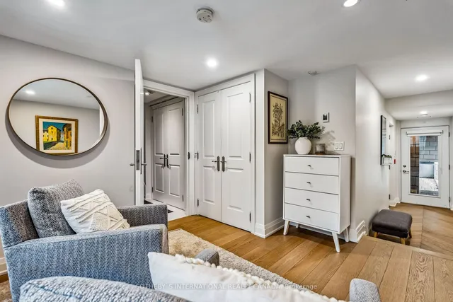 Additional image 4 of 761 Bay St Unit TH01