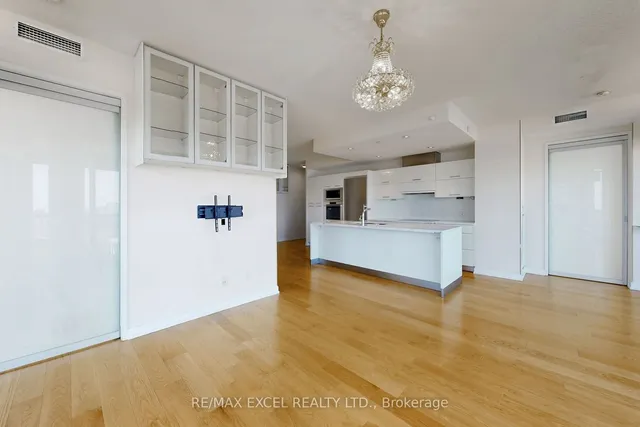 Additional image 7 of 90 Park Lawn Rd Unit 2608