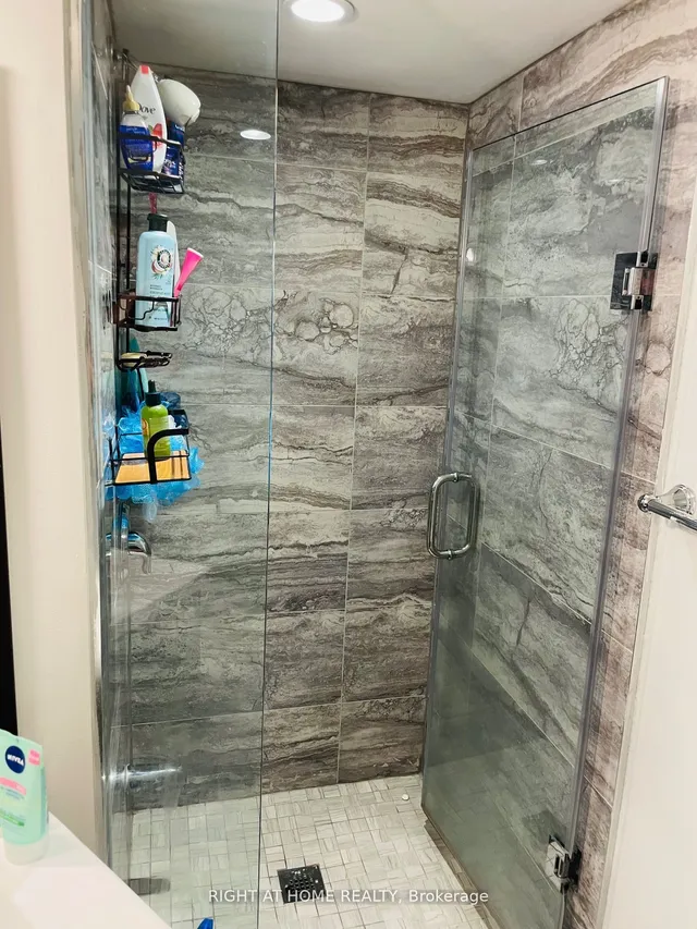 Additional image 14 of 28 Medhurst Rd