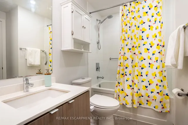 Additional image 18 of 5230 Dundas St Unit A428